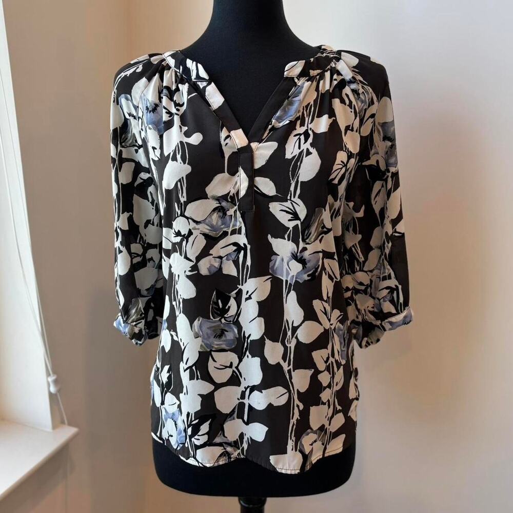 Collective Concepts Blue and Gray Floral Print Blouse, 3/4 Sleeves Sz Small